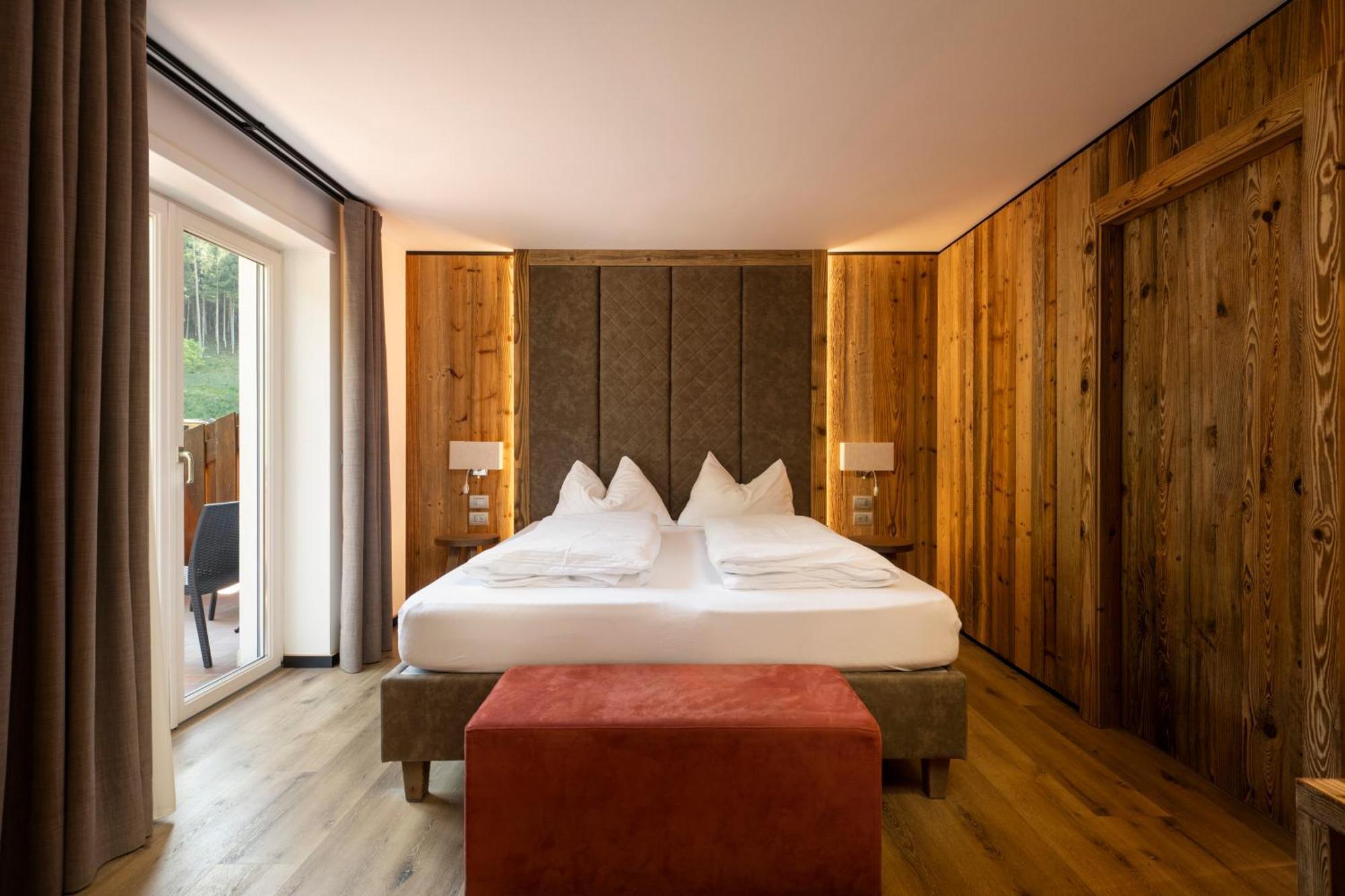 Hotel Pineta Baselga di Pine Exterior photo